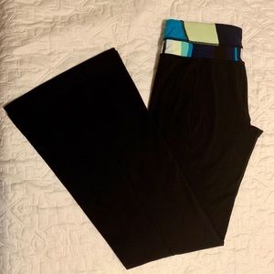 Lululemon groove flare pants